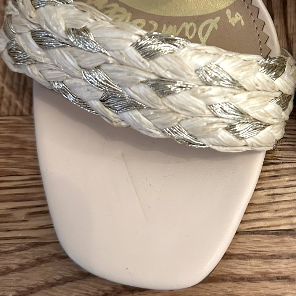 NWT Circus by Sam Edelman. Open toe sandal with open-weave finish - Picture 6 of 8